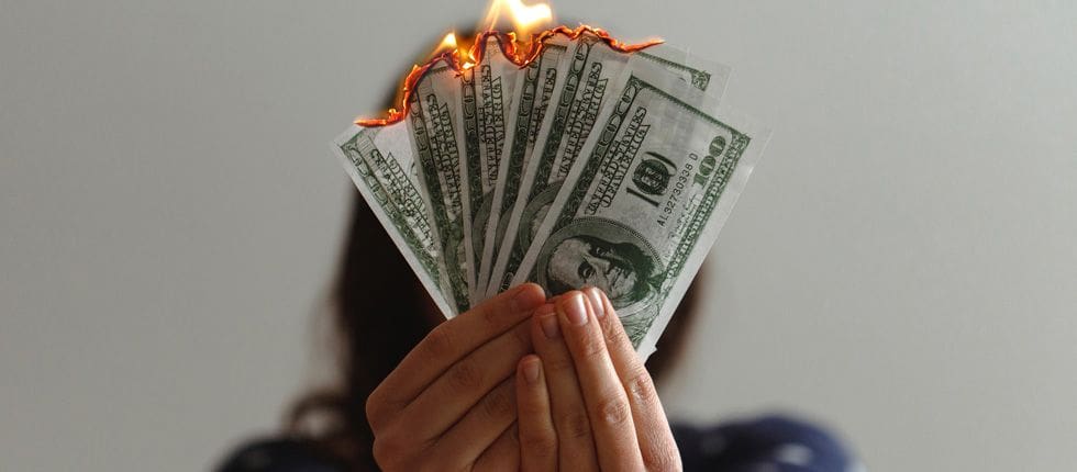 10 Money Mistakes Keeping You Poor in Your 20s